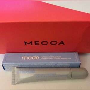 Rhode sugarberry peptide lip treatment